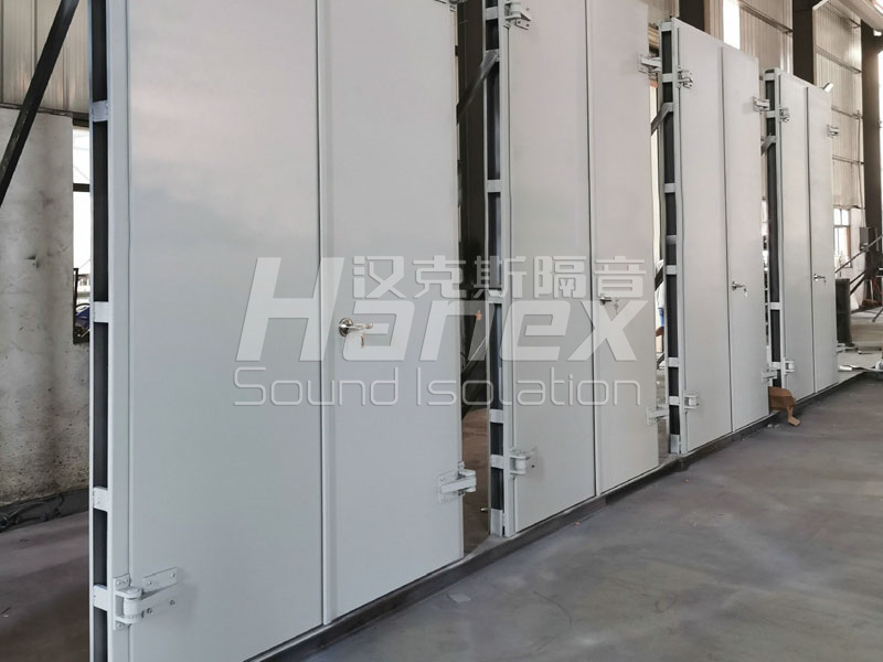 中亞康源環保隔音門